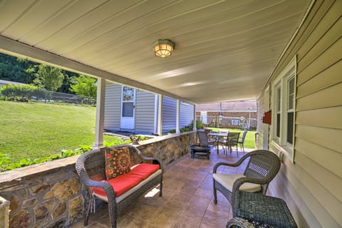 Cottage (2 Bedrooms) | Interior