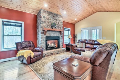 House (2 Bedrooms) | Front of property