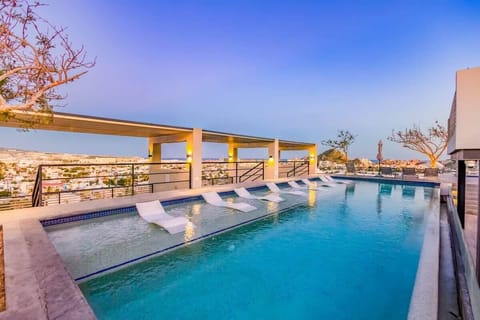 roof top pool 