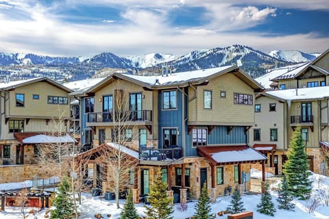 The Blackstone vacation rental in Canyons Village is surrounded by snow-capped peaks.