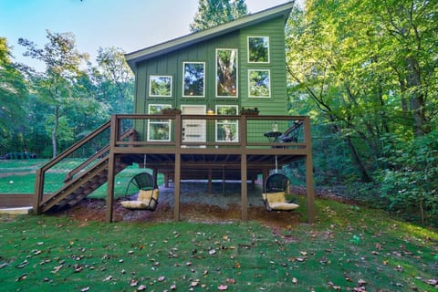 Tree Tops Tiny Home, one of four tiny homes in Dahlonega, GA at Huddle at Crooked Creek.