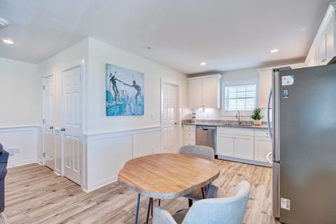 5. Barefoot Dining Room