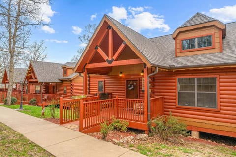 Cabin Exterior- Easy level entrance