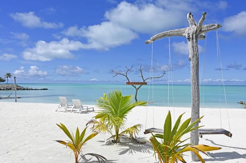 Private beach nearby, white sand, free beach shuttle, sun loungers