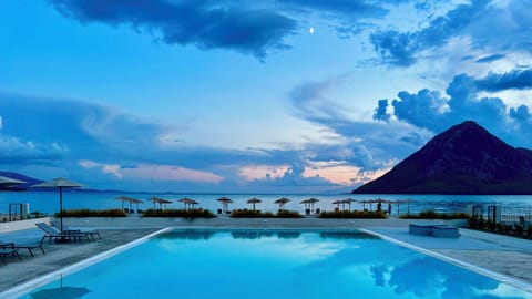 Seasonal outdoor pool