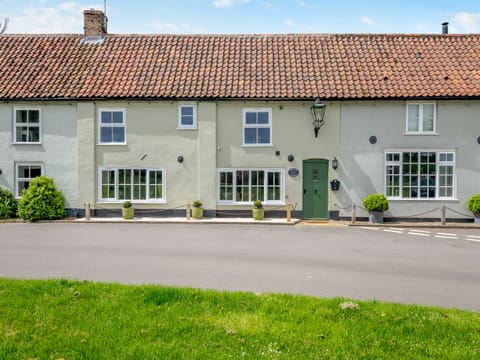 Exterior | Seascape Cottage, South Creake, near Fakenham