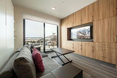 Studio | Living area | 40-inch flat-screen TV with digital channels, TV