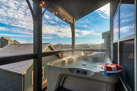 Relax in the hot tub while enjoying the view!