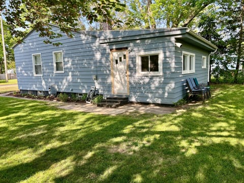 Guests main entrance