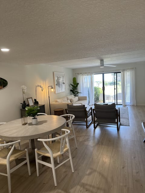 Open Plan Living/Dining