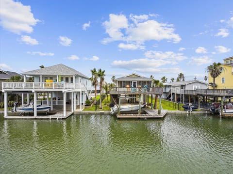 House (2 Bedrooms) | Property amenity
