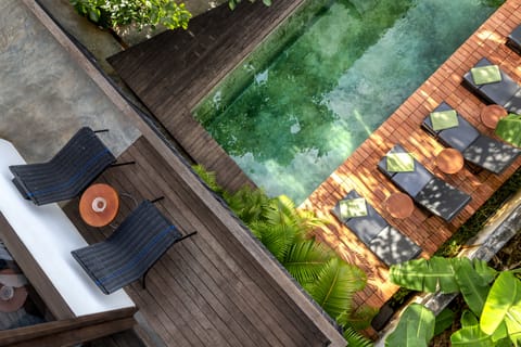 Deluxe Room | Outdoor pool | Outdoor pool, sun loungers