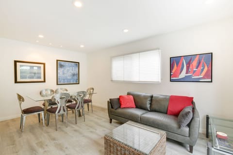 San Diego Vacation Rental | 3BR | 2BA | 1 Step to Enter | 900 Sq Ft