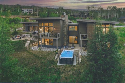 A gorgeous stand-alone luxury mountain home