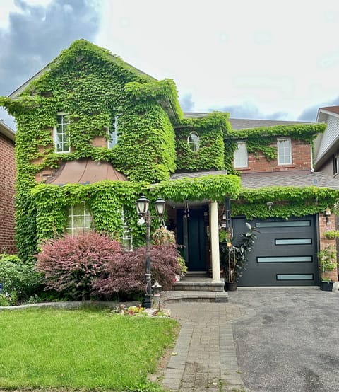 Front view of the house. 