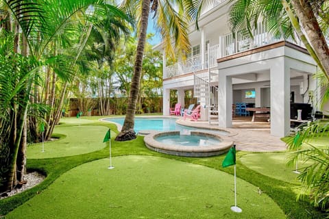 Antigua Bay by Anna Maria Vacations