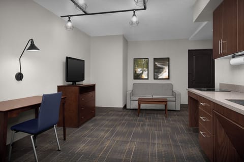 32-inch flat-screen TV with cable channels, TV