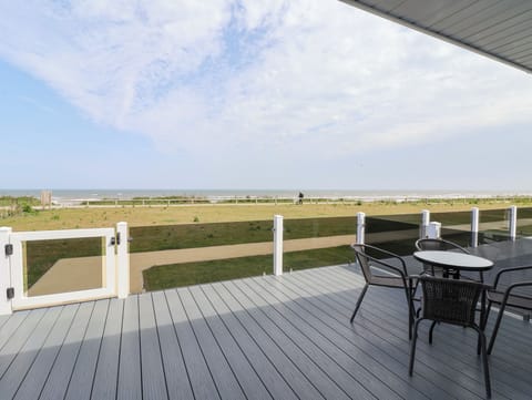 Cottage | Outdoor dining