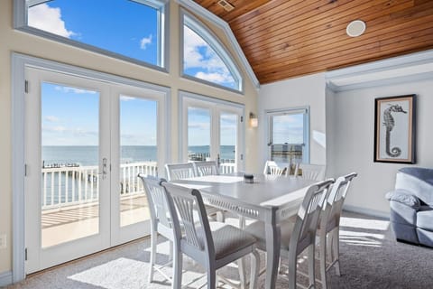 House, 5 Bedrooms | Dining