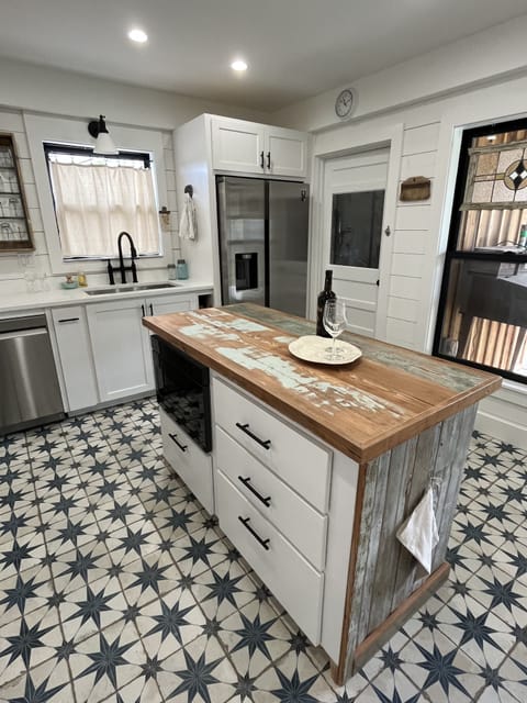 Lots of details nods to the old .