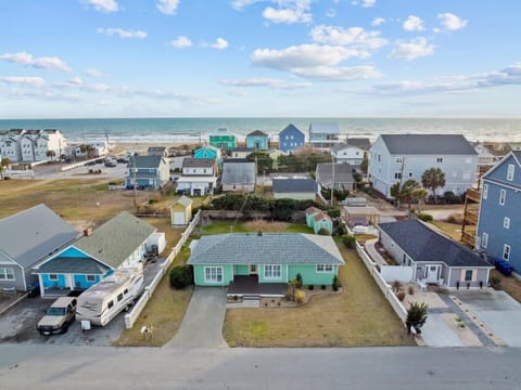 House, 3 Bedrooms | Exterior
