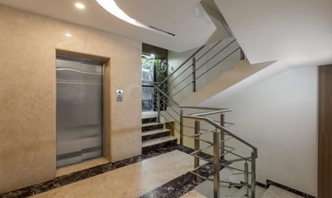 Elevator