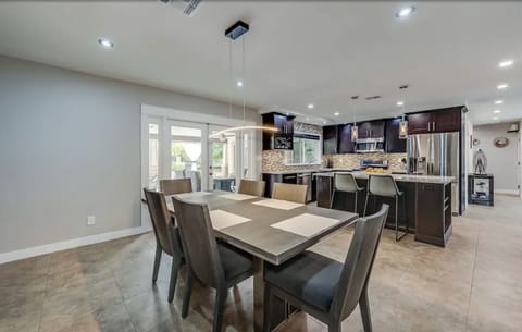 Dining Room (table has been updated)