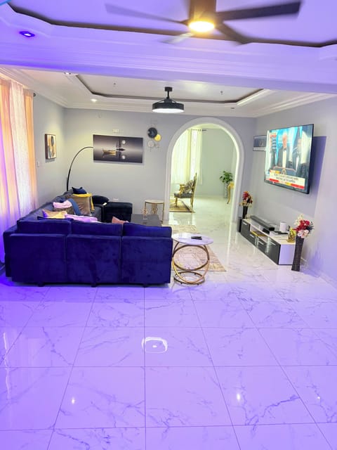 Living room 1