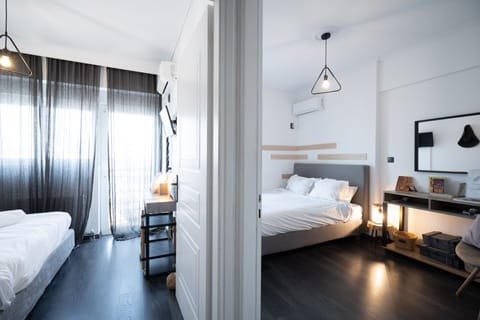 Luxury Apartment, 3 Bedrooms, Sauna | 3 bedrooms, in-room safe, individually decorated, individually furnished