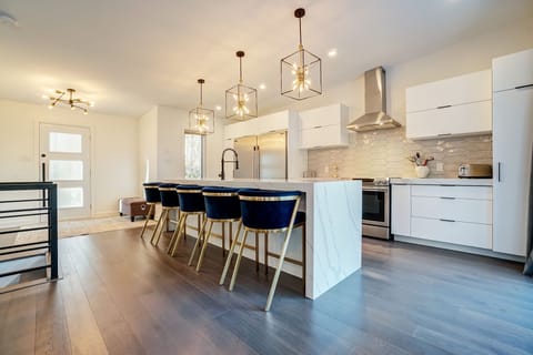 Main floor Kitchen Area with Island Counter and Seating Area