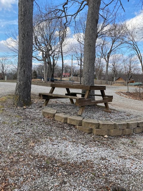 Cabin 1 - exterior 2