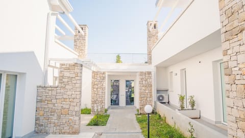 House | 1 bedroom