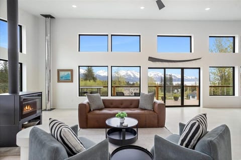 Plenty of natural light and windows to let the beauty of the outdoors in. 