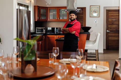 PRIVATE CHEF INCLUDED IN THE RATE