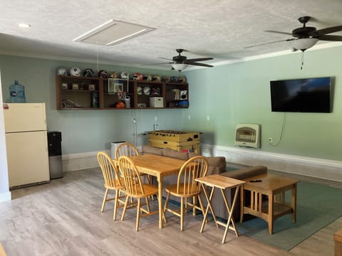 Living room in the upper cottage