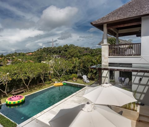 Swimming pool,View