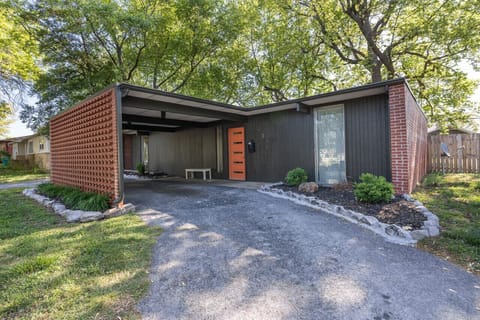 You won`t believe your eyes when you step into this Mid Century Gem!