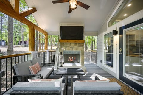 Outdoor Entertainment 