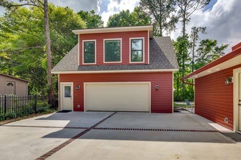 Bluffton Vacation Rental | 1BR | 1BA | Stairs Required | 560 Sq Ft