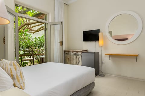 Deluxe Room, 1 Double Bed, Balcony | In-room safe, free WiFi, bed sheets