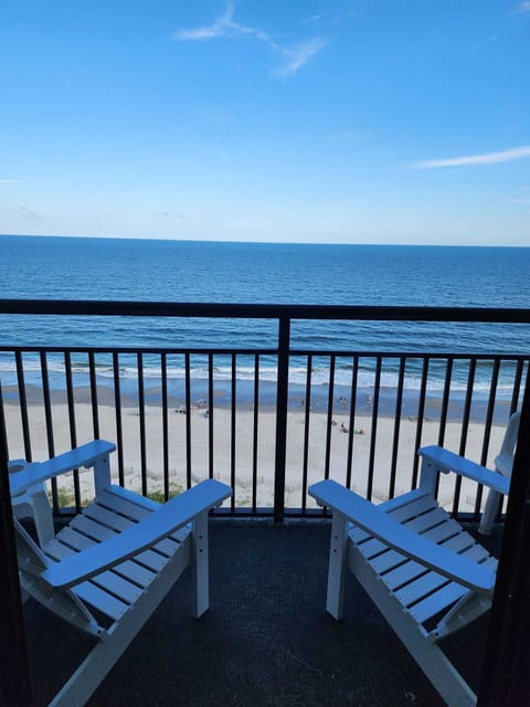 Private Oceanfront Balcony with amazing view