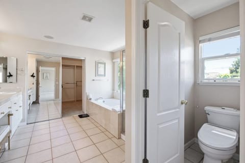 The bathroom to keep you squeaky-clean