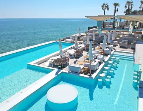 Beach bar