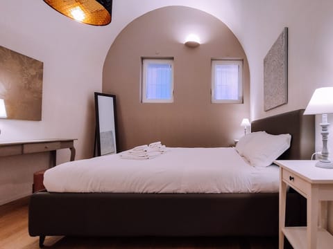 Apartment | 2 bedrooms, desk, laptop workspace, cribs/infant beds