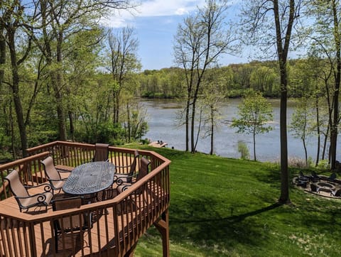 Need to get away? Look no further than the Estate on Fox River!