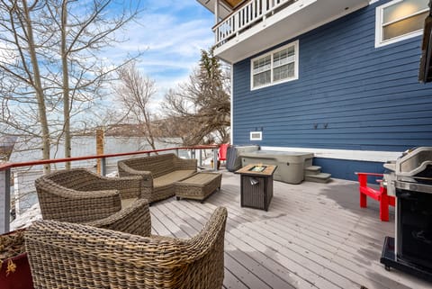 - Spacious deck with hot tub, fire pit, and seating  
- Outdoor grill for barbecues with stunning views  
- Relax under the stars in this alpine escape