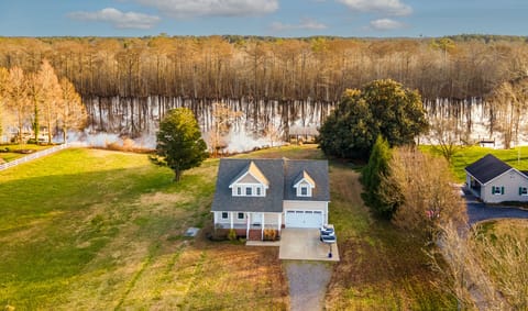 Welcome to Casa Del Rio perched on the Pocomoke River!