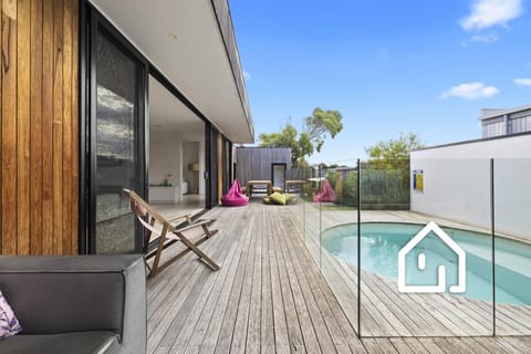 Stunning outdoor area with plunge pool