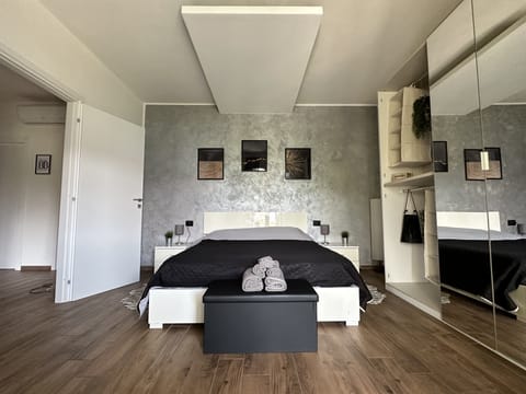 House | Iron/ironing board, free WiFi