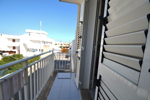 House, 1 Bedroom, Smoking, Balcony | Balcony